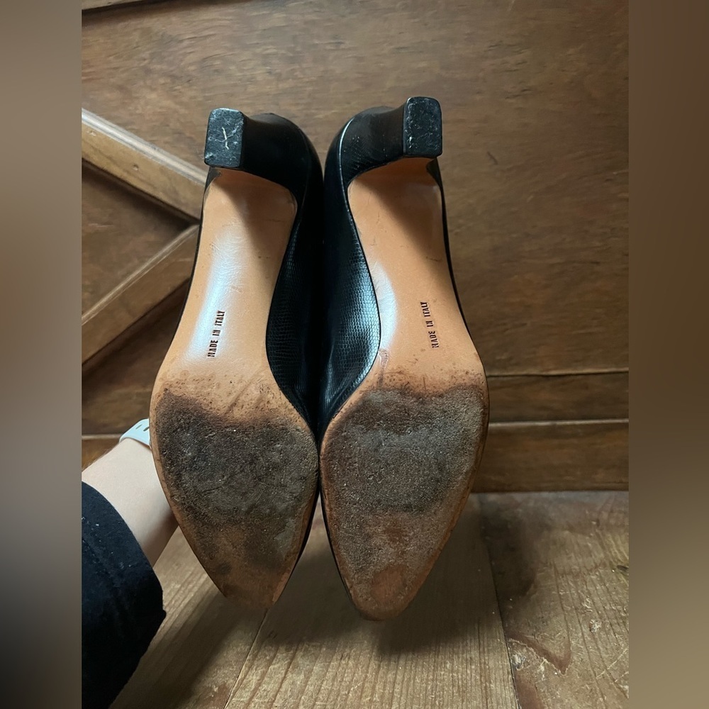 *flash sale* Salvatore Ferragamo Black leather pumps - classic - Picture 5 of 7